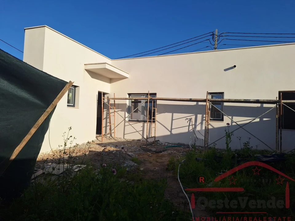 Moradia T3 para Venda em Lamas e Cercal Foto 10