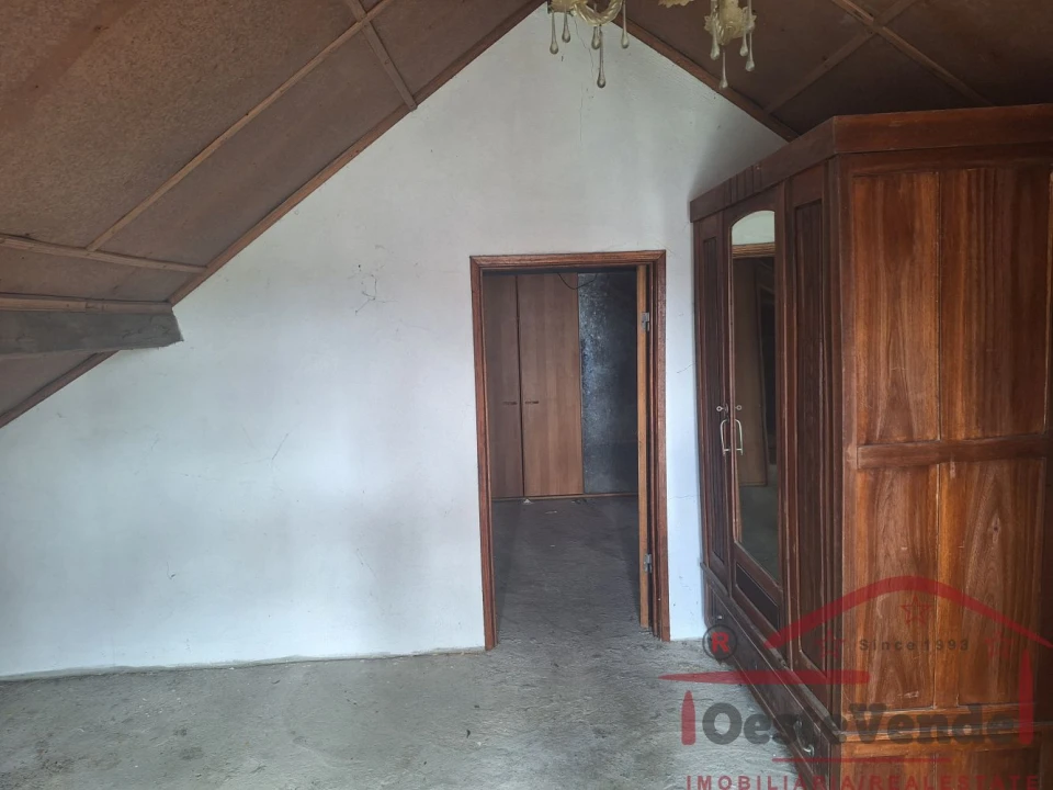 Moradia T3 para Venda em Vermelha Foto 46