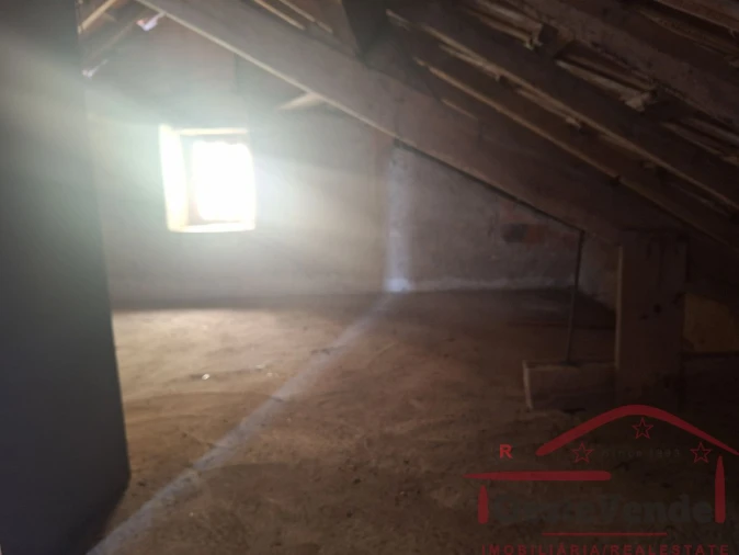 Moradia T3 para Venda em Vermelha Foto 42