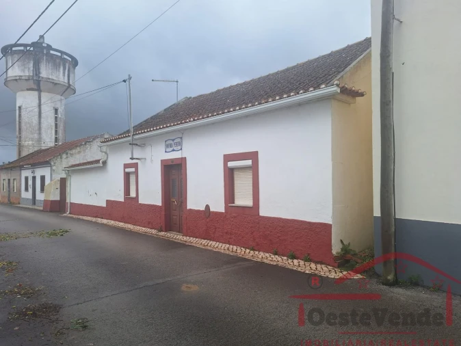 Moradia T3 para Venda em Vermelha Foto 4