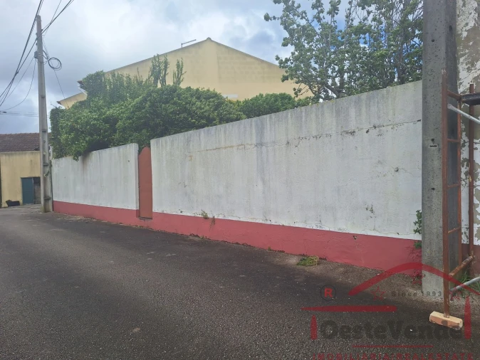 Moradia T3 para Venda em Vermelha Foto 5