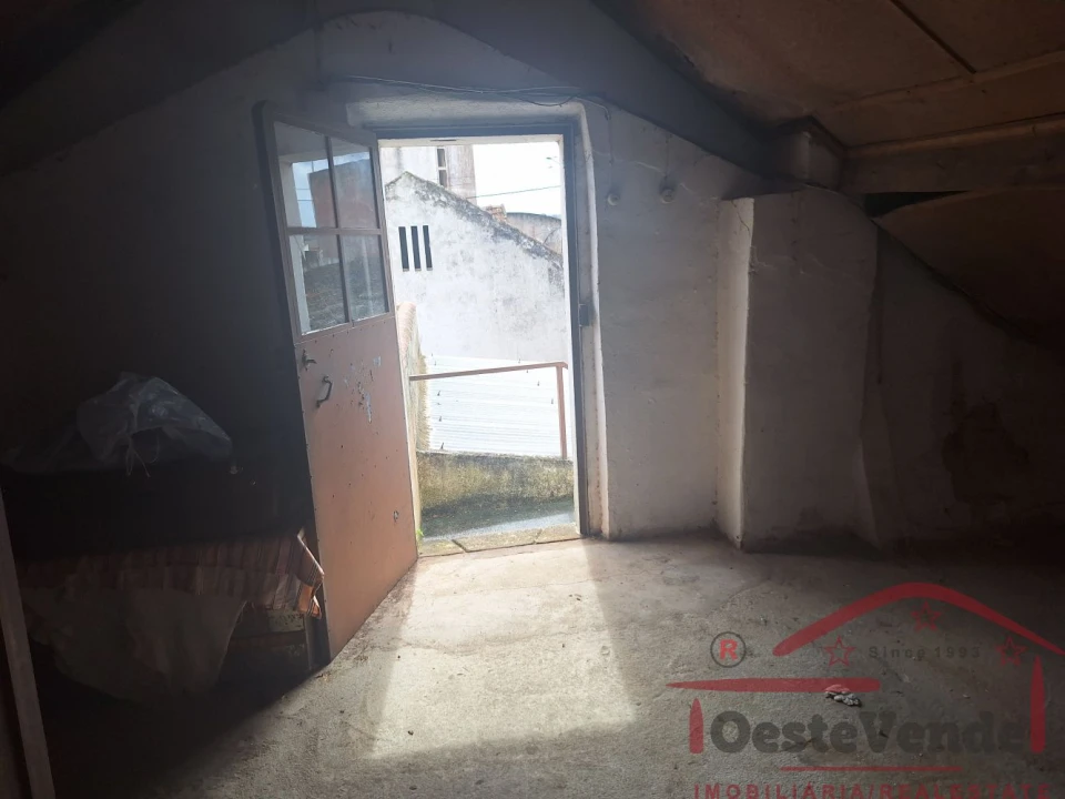 Moradia T3 para Venda em Vermelha Foto 44