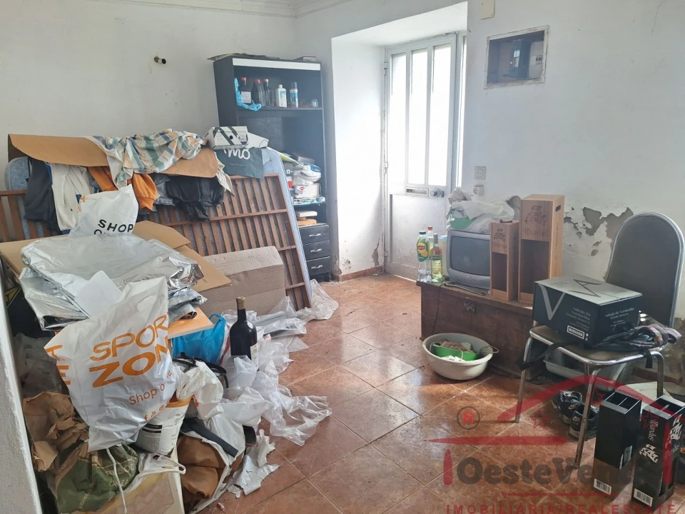 Moradia T3 para Venda em Peral Foto 3