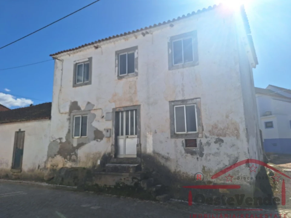 Moradia T3 para Venda em Peral Foto 2