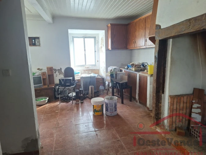 Moradia T3 para Venda em Peral Foto 5