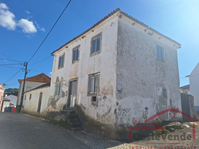 Moradia T3 para Venda em Peral Foto 1