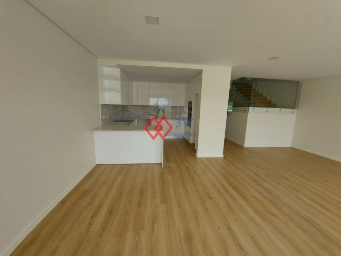 Moradia T4 para Venda em Nossa Sra de Fatima Foto 2