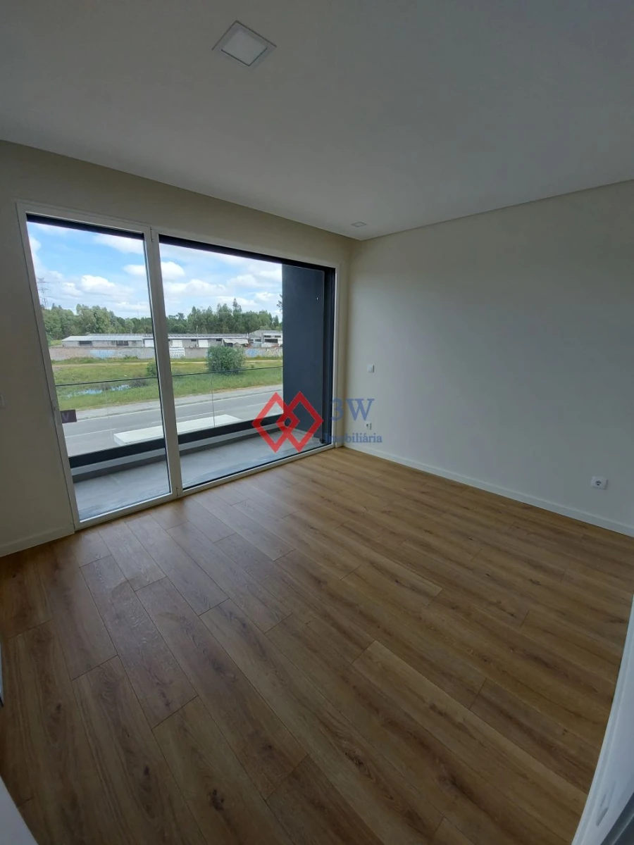 Moradia T4 para Venda em Nossa Sra de Fatima Foto 15