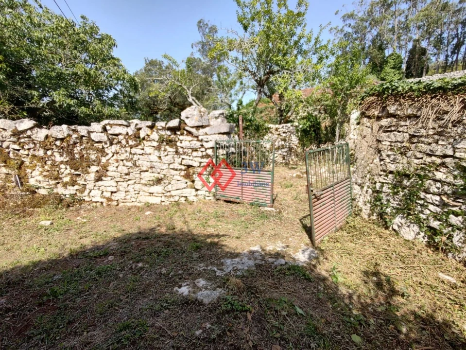 Quinta T2 para Venda em Porto de Mós - São João Baptista e São Pedro Foto 3