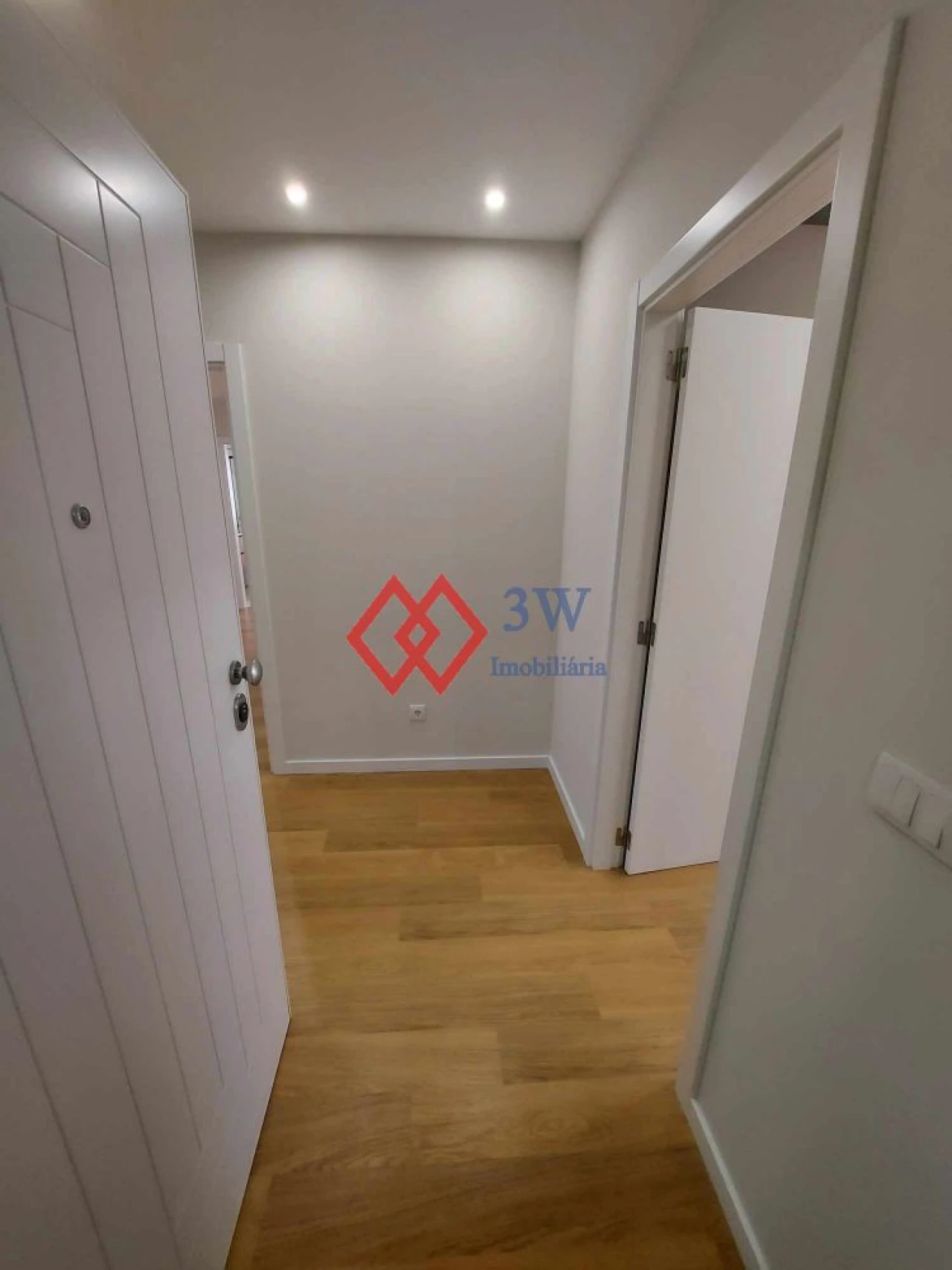 Apartamento T3 para Venda em São João Baptista e Santa Maria dos Olivais Foto 3