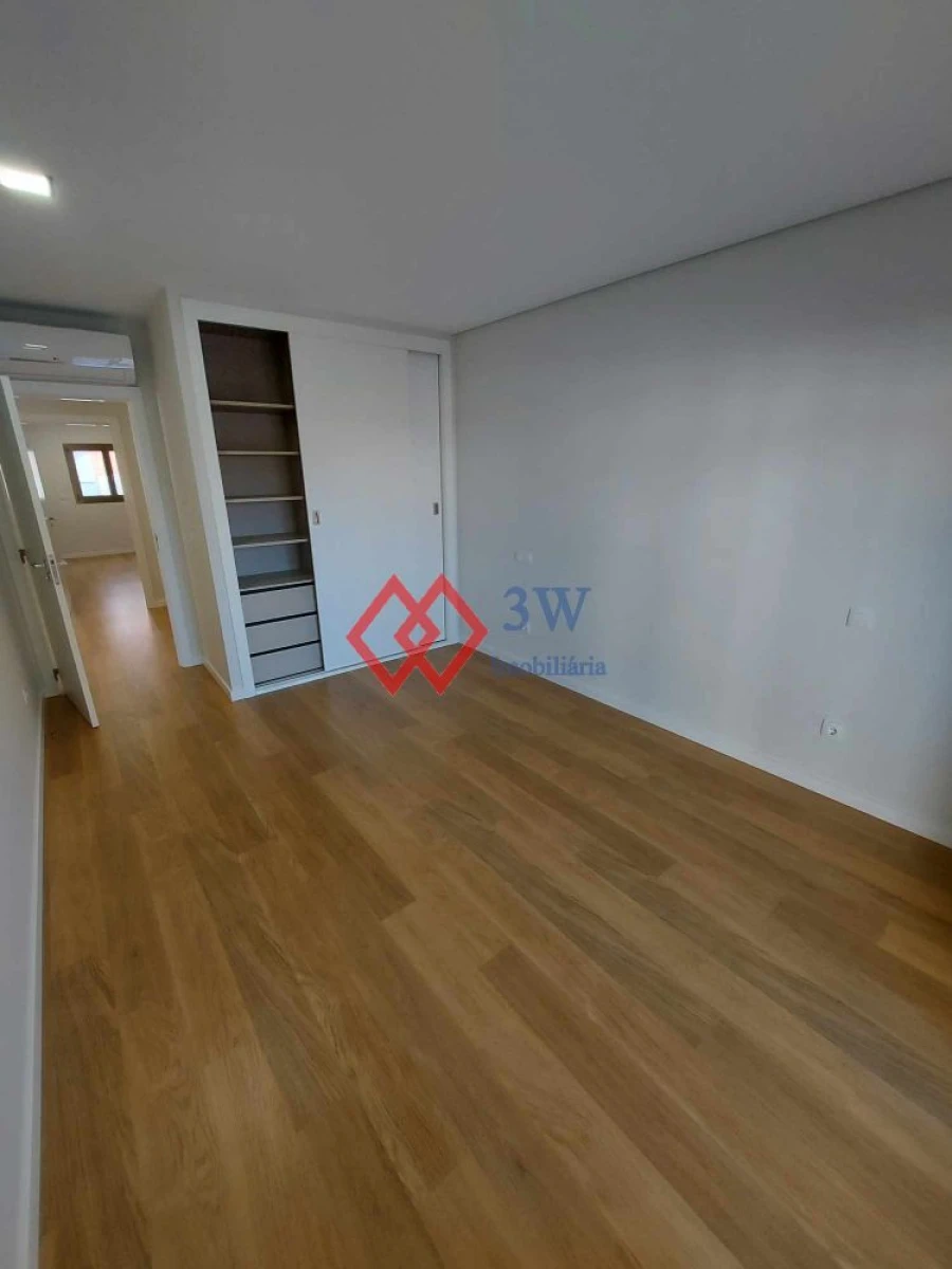 Apartamento T3 para Venda em São João Baptista e Santa Maria dos Olivais Foto 15