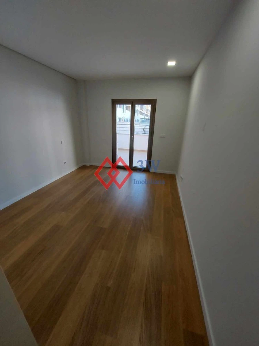 Apartamento T3 para Venda em São João Baptista e Santa Maria dos Olivais Foto 14