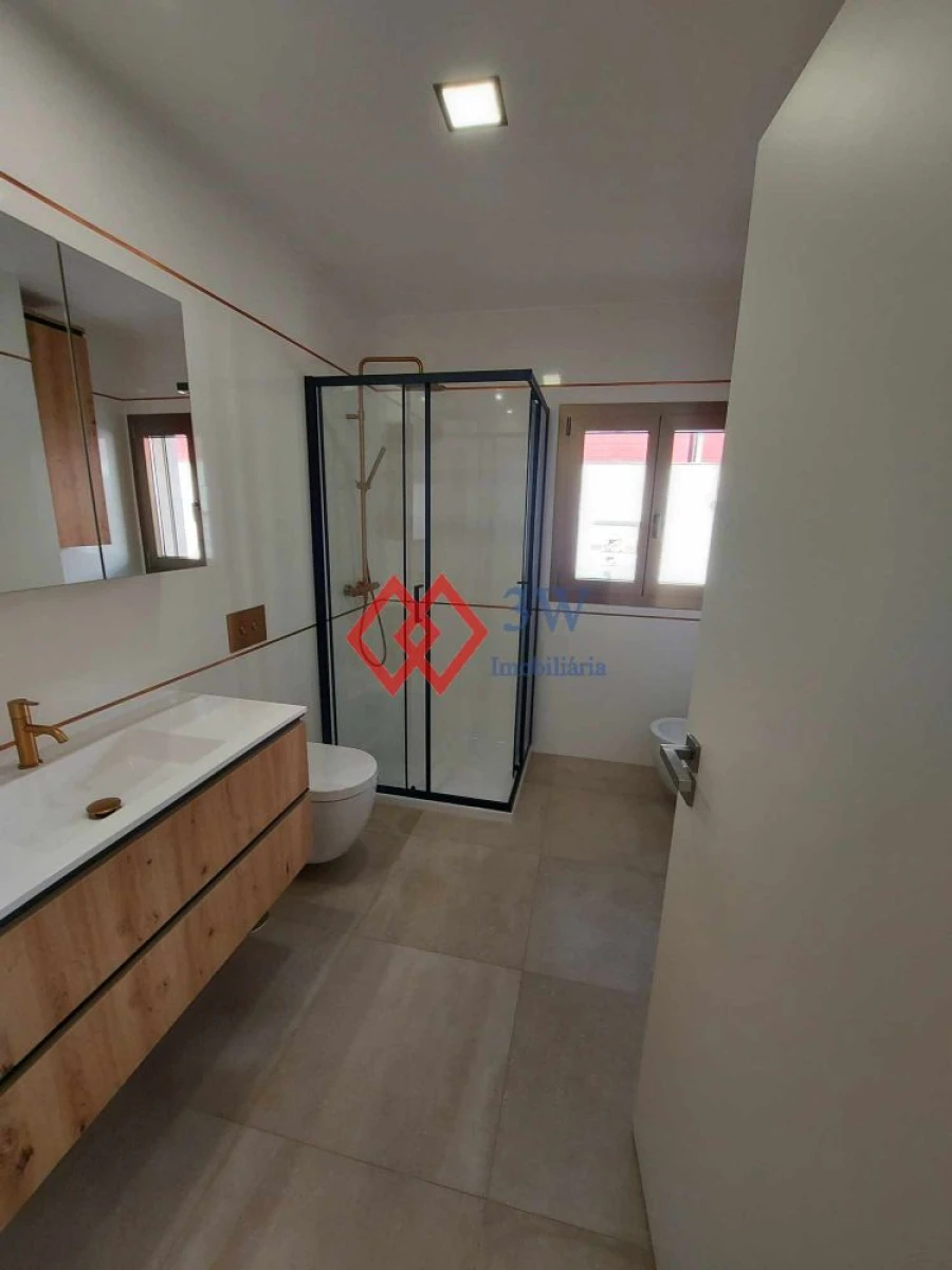 Apartamento T3 para Venda em São João Baptista e Santa Maria dos Olivais Foto 9