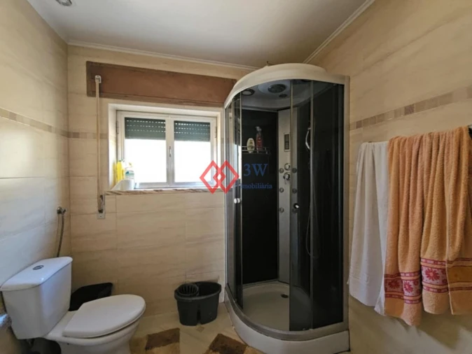 Moradia T4 para Venda em Assentiz Foto 20