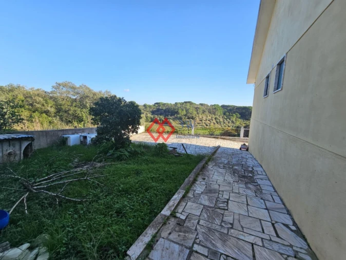 Moradia T4 para Venda em Assentiz Foto 23