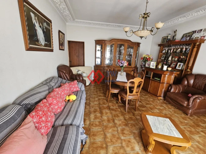 Moradia T4 para Venda em Assentiz Foto 6