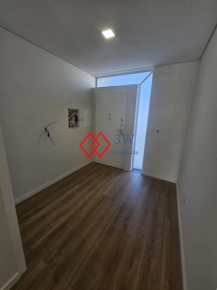 Moradia T4 para Venda em Nossa Sra de Fatima Foto 7