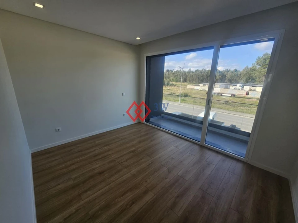 Moradia T4 para Venda em Nossa Sra de Fatima Foto 10