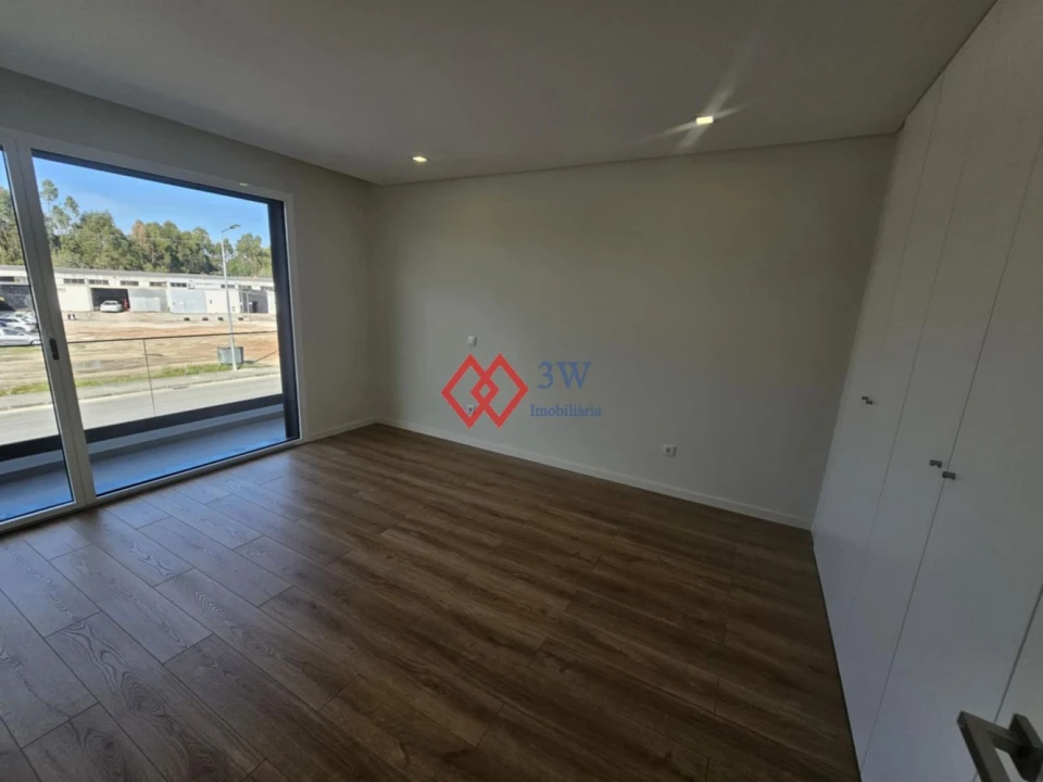 Moradia T4 para Venda em Nossa Sra de Fatima Foto 13