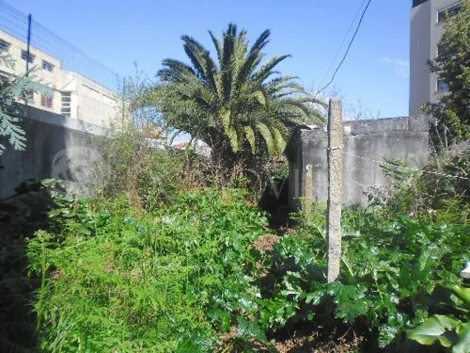 Terreno para Venda em Mafamude e Vilar do Paraíso Foto 3