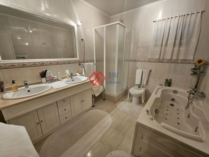 Moradia T5 para Venda em Nossa Sra de Fatima Foto 15