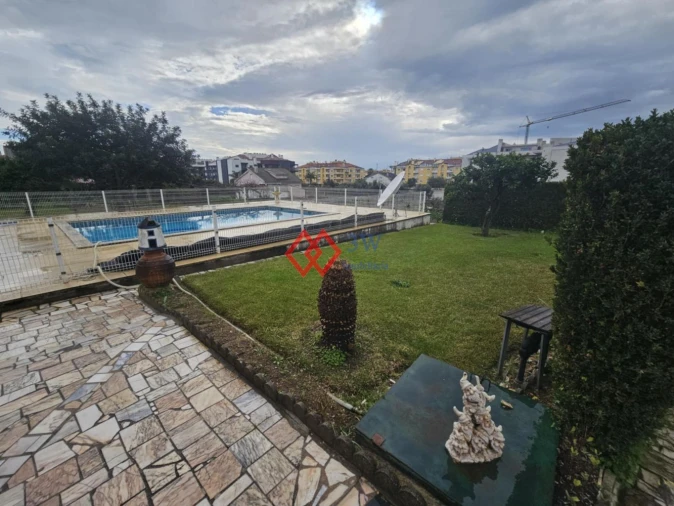 Moradia T5 para Venda em Nossa Sra de Fatima Foto 46