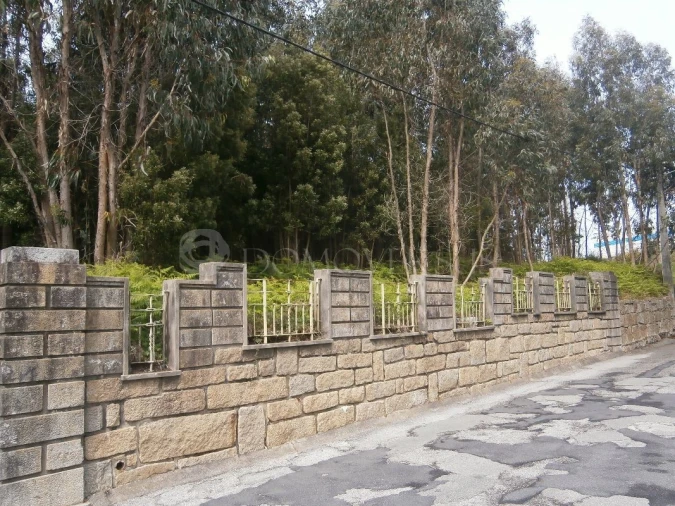 Terreno para Venda em Arcozelo Foto 3