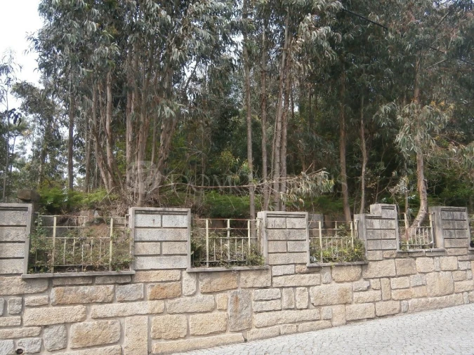 Terreno para Venda em Arcozelo Foto 2