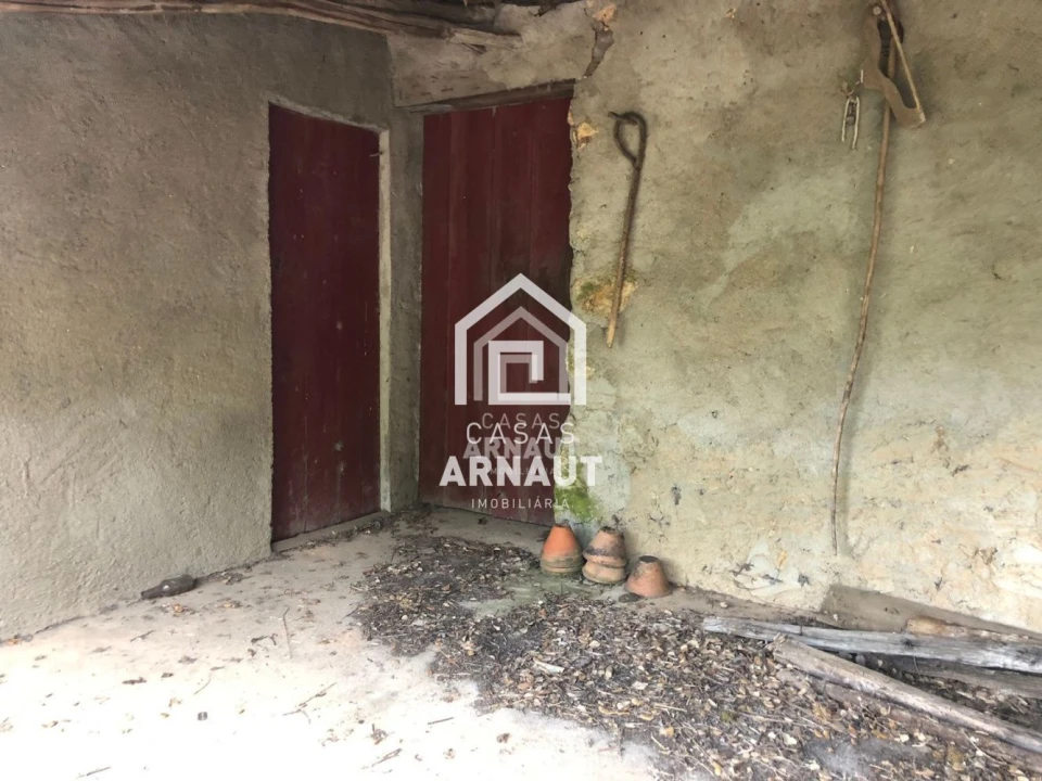 Moradia T2 para Venda em Maçãs de D. Maria Foto 1