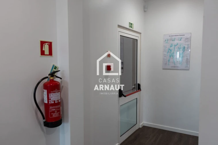 Loja para Venda em Meirinhas Foto 19