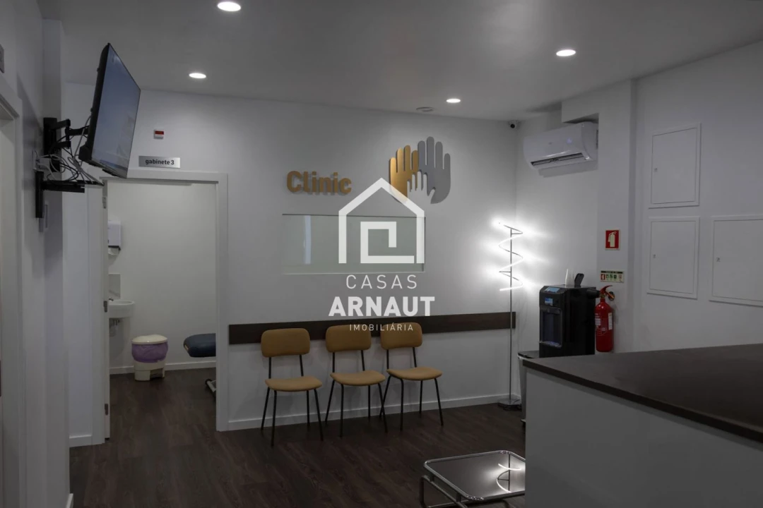 Loja para Venda em Meirinhas Foto 2