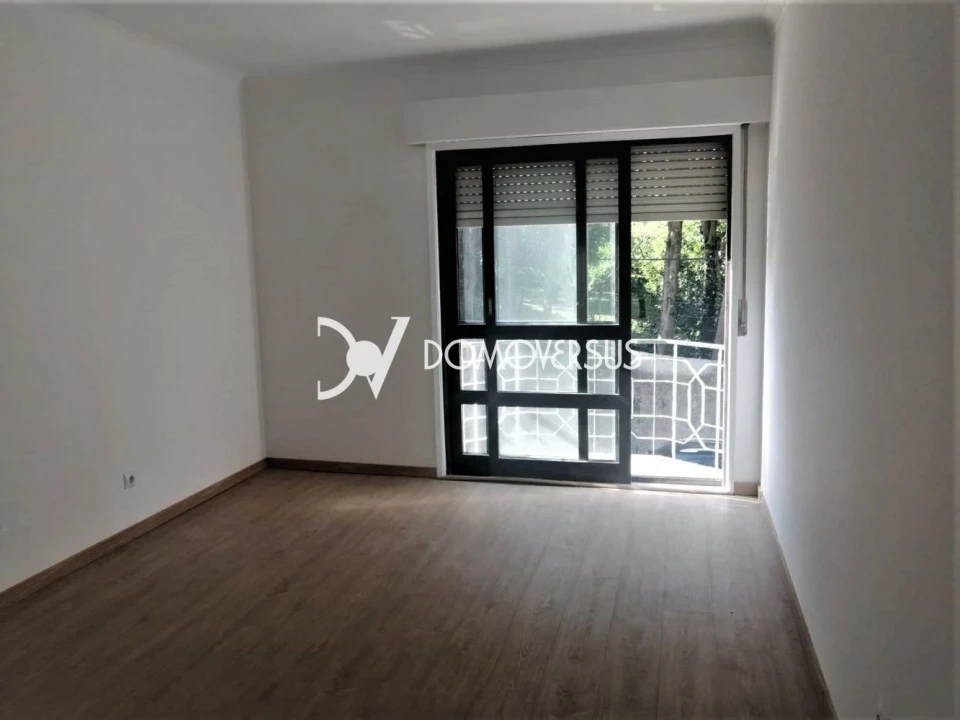 Apartamento T2 para Venda em Oliveira do Douro Foto 6