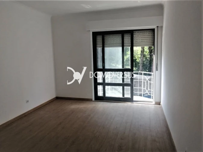 Apartamento T2 para Venda em Oliveira do Douro Foto 6