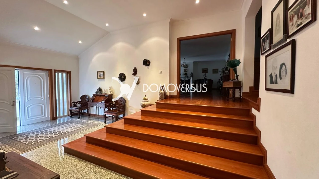 Quinta T3 para Venda em Portela Foto 7