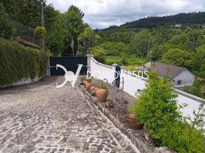 Quinta T3 para Venda em Portela