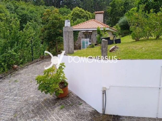 Quinta T3 para Venda em Portela Foto 4