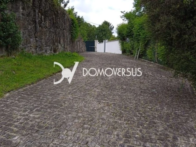 Quinta T3 para Venda em Portela Foto 3