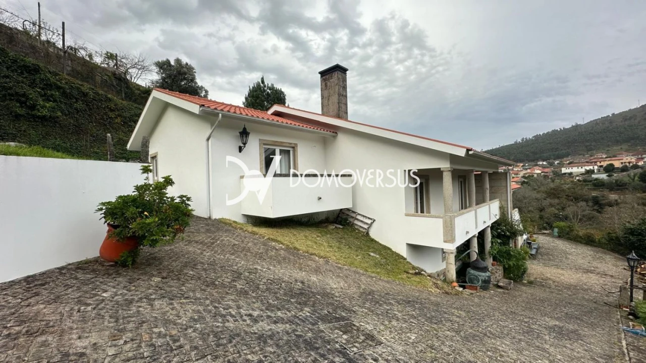 Quinta T3 para Venda em Portela Foto 18