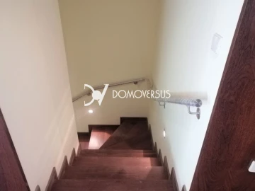 Moradia T4 para Venda em Gulpilhares e Valadares