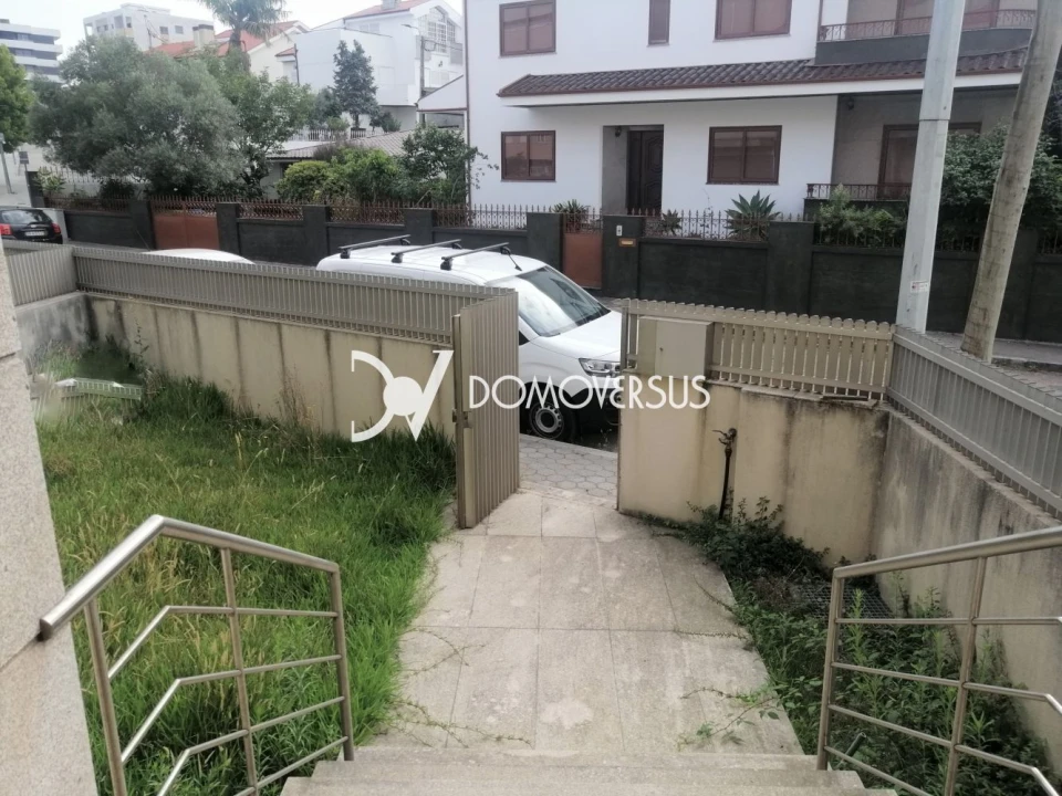 Moradia T4 para Venda em Gulpilhares e Valadares Foto 2