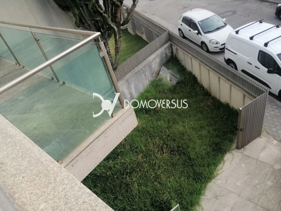 Moradia T4 para Venda em Gulpilhares e Valadares Foto 15