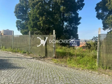Terreno para Venda em Oliveira do Douro