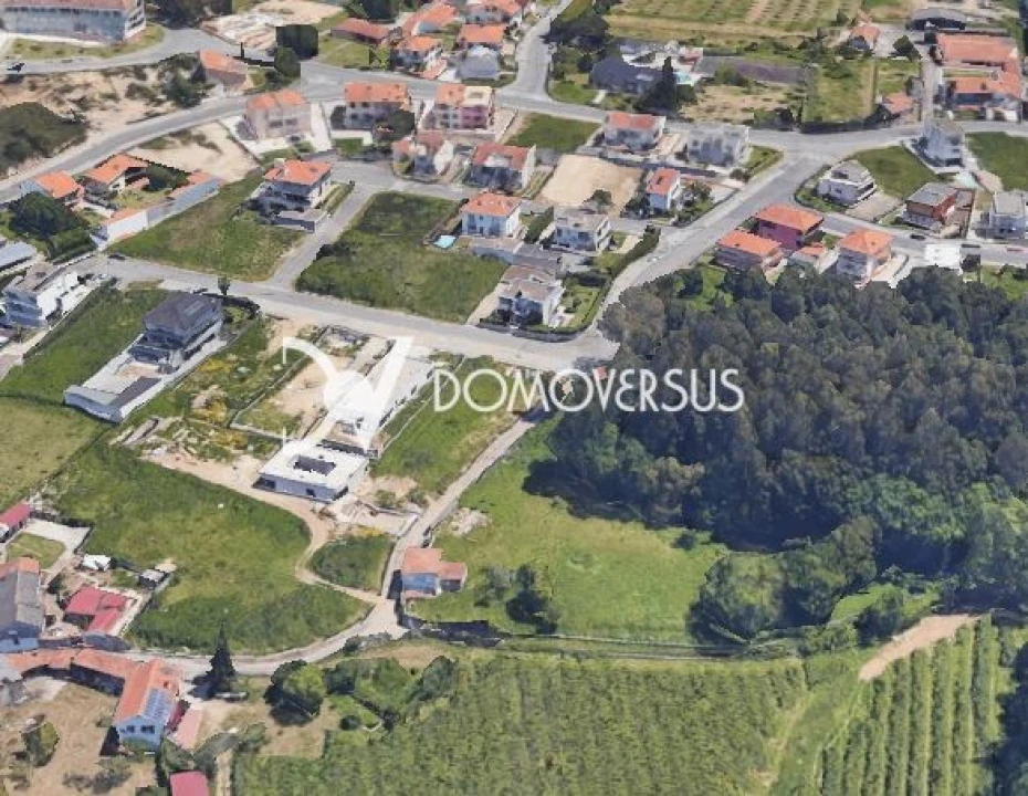 Terreno para Venda em Pedroso e Seixezelo Foto 2