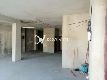 Loja para Venda em Mafamude e Vilar do Paraíso