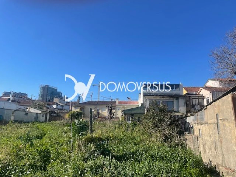 Terreno para Venda em Santa Marinha e São Pedro da Afurada Foto 2