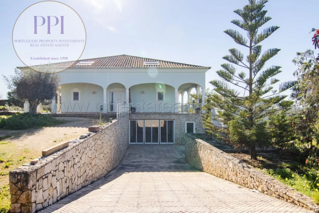 Moradia T4 para Venda em Bensafrim e Barão de São João Foto 48