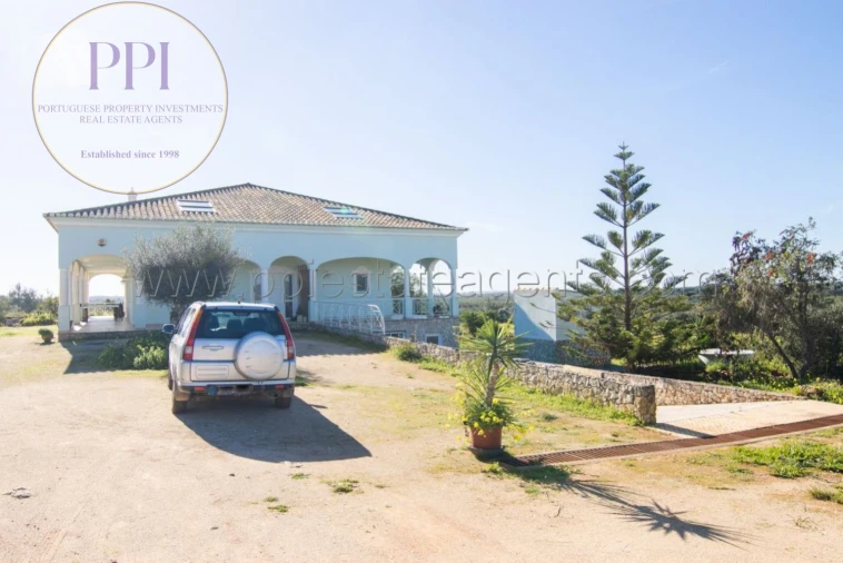 Moradia T4 para Venda em Bensafrim e Barão de São João Foto 55