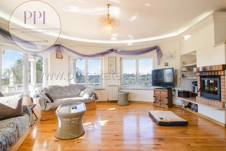 Moradia T4 para Venda em Bensafrim e Barão de São João Foto 5