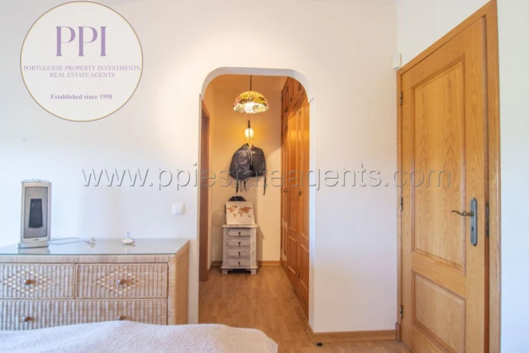 Moradia T4 para Venda em Bensafrim e Barão de São João Foto 33