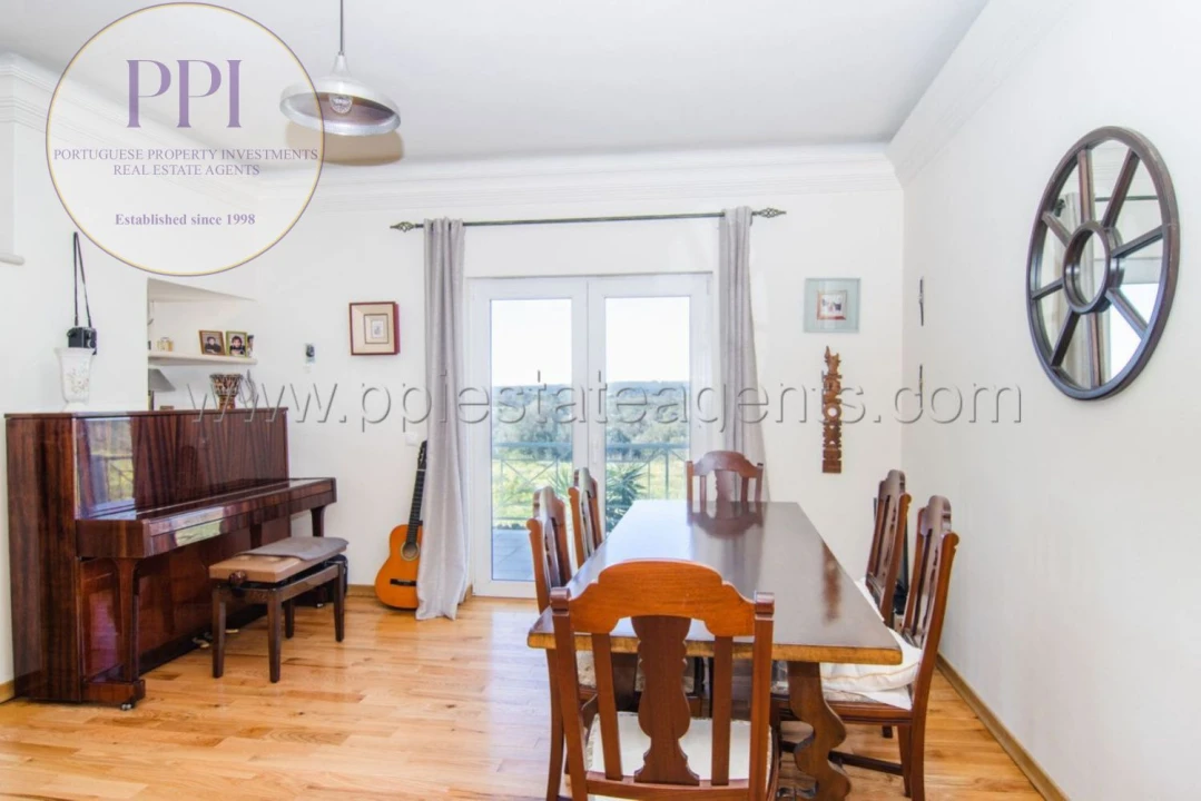 Moradia T4 para Venda em Bensafrim e Barão de São João Foto 12